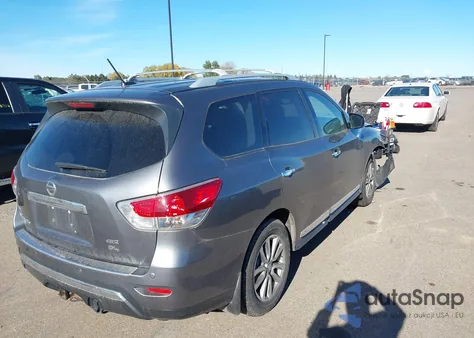 2016 Nissan Pathfinder Sl z USA, uszkodzony, nr VIN 5N1AR2MM8GC658477